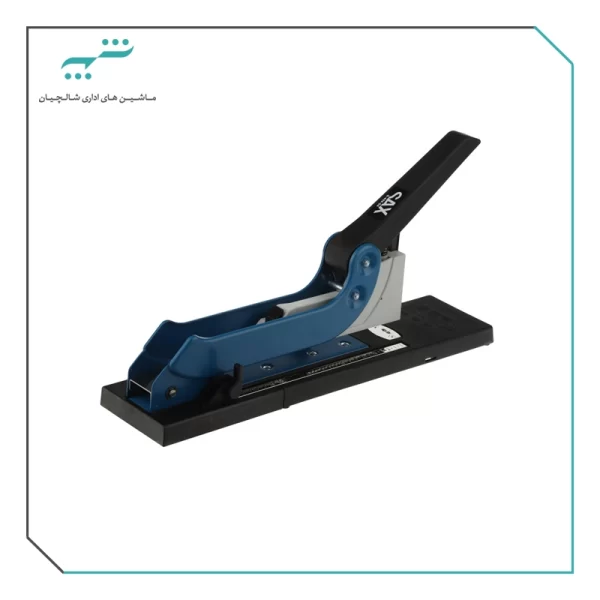 منگنه وسط زن ساکس آلمان