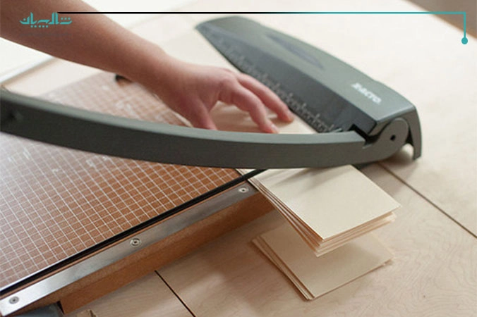 ویژگی‌های گیوتین کاغذ