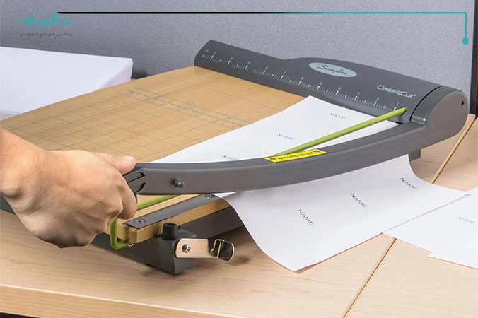 ویژگی‌های ایمنی کلیدی دستگاه برش کاغذ